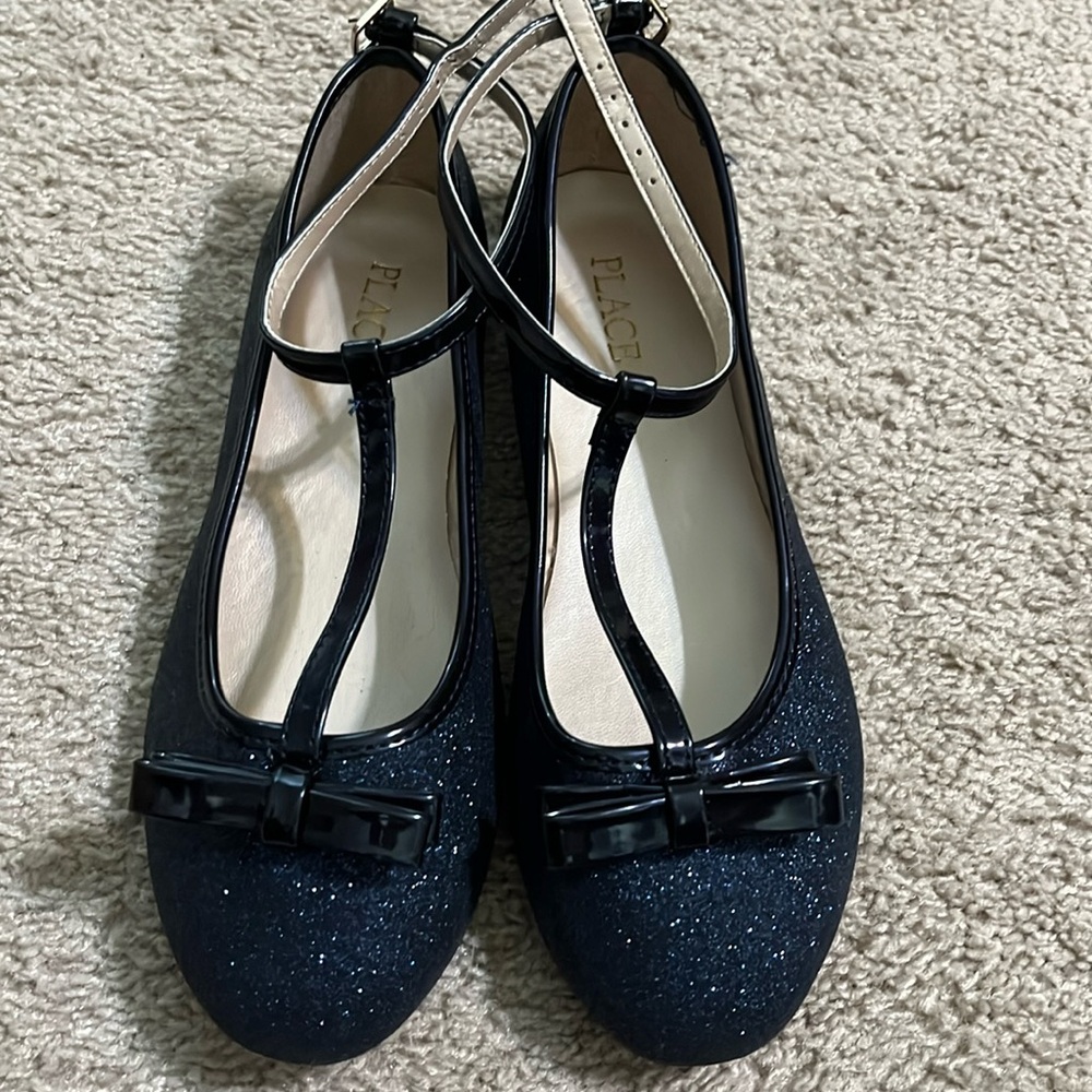 Children’s Place blue glitter flats size 5